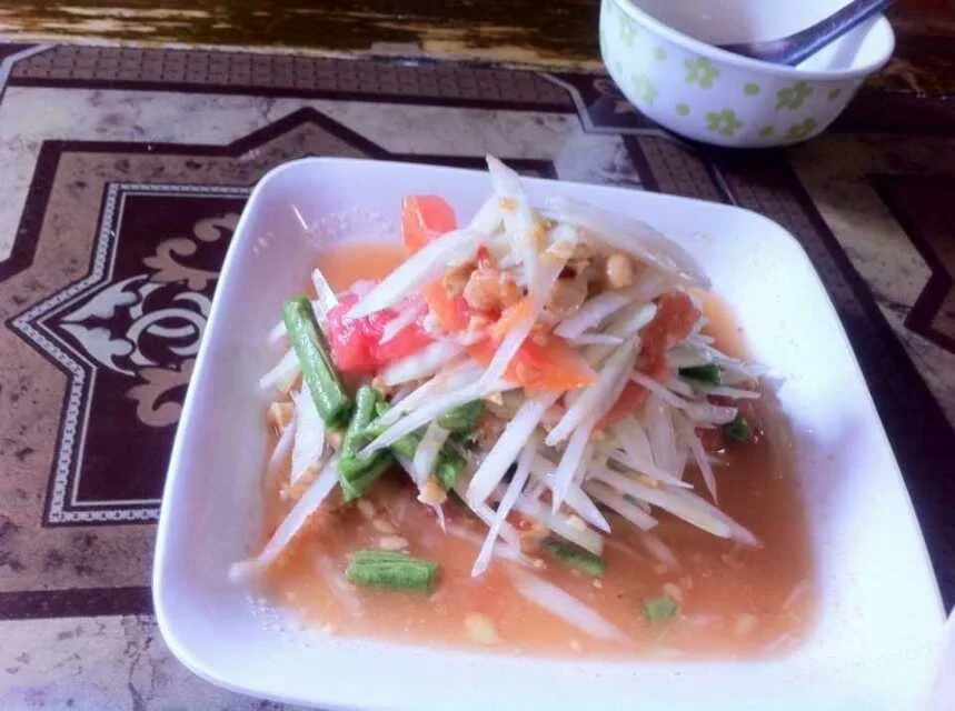 CMLocals Chiang Mai Locals Thai Customs dining table with fresh vegetables and traditional ingredients